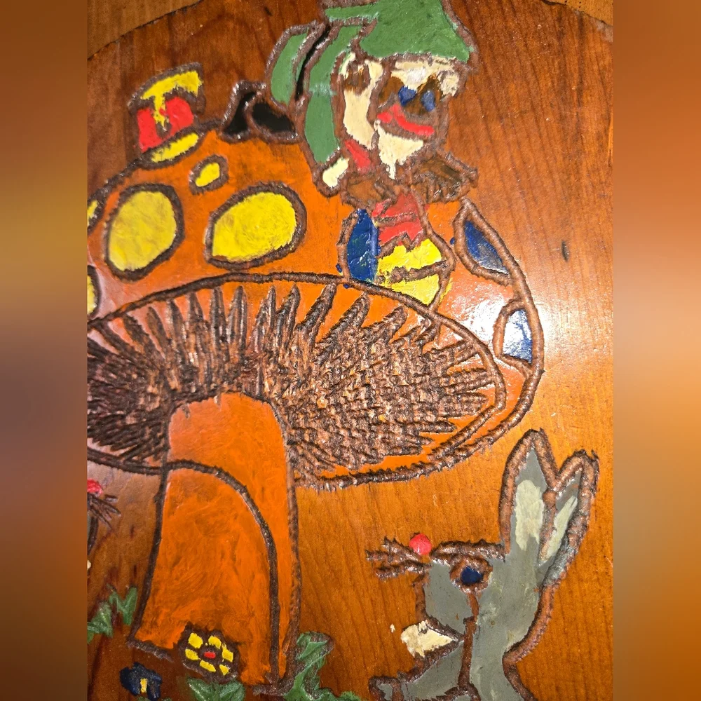 Vintage Hand Made Wooden Plaque with Mushroom and Animals Design - Picture 3 of 10